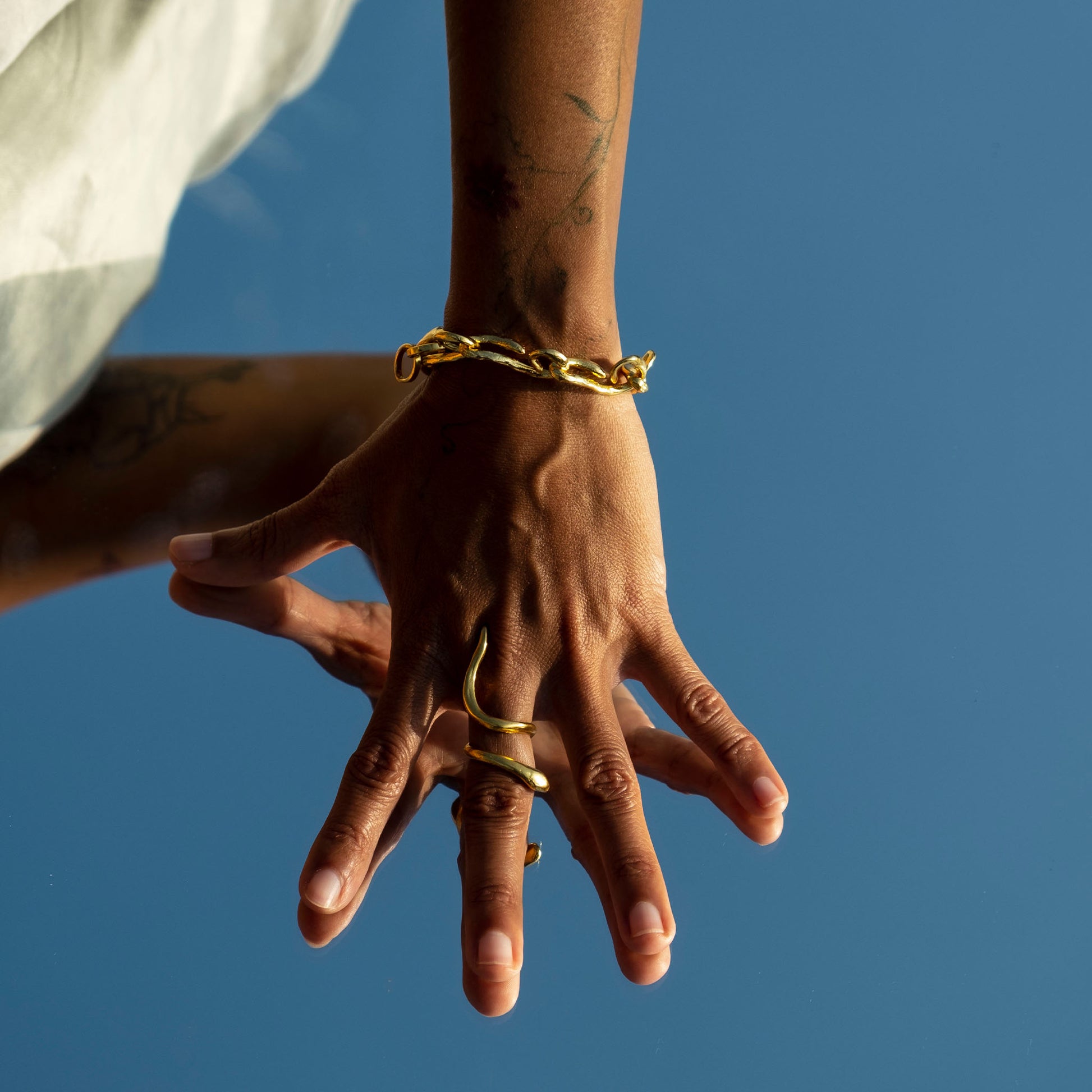 snake chain cuff 602Lab