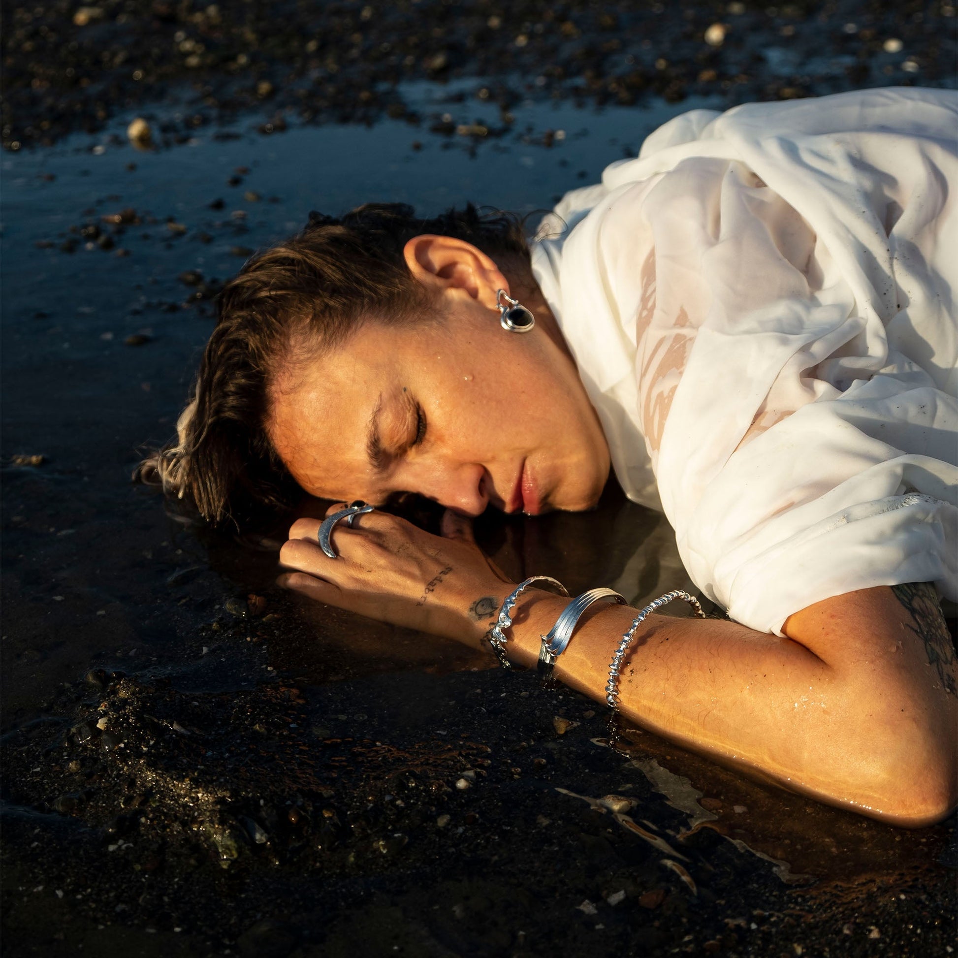 pendalum earrings 602Lab