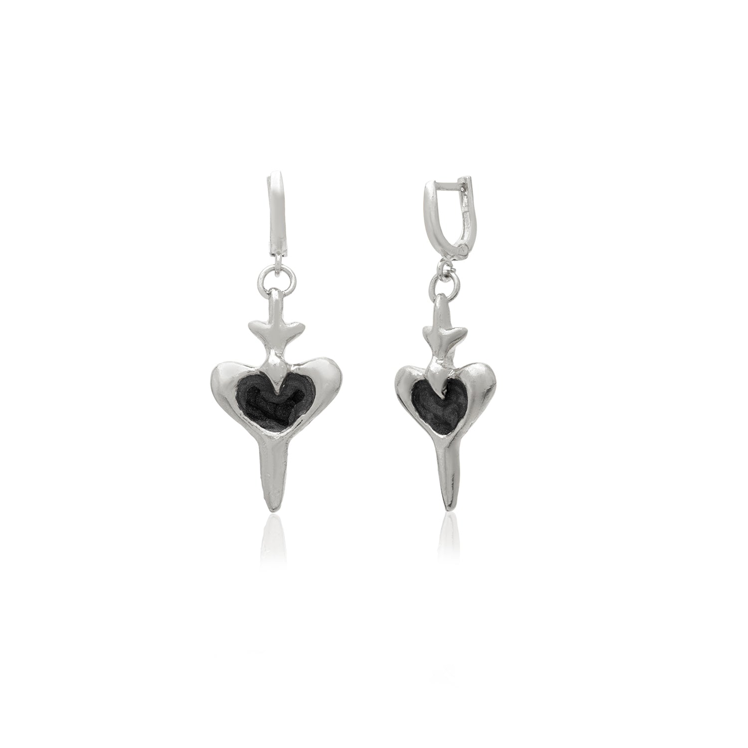 heart dagger earring 602Lab