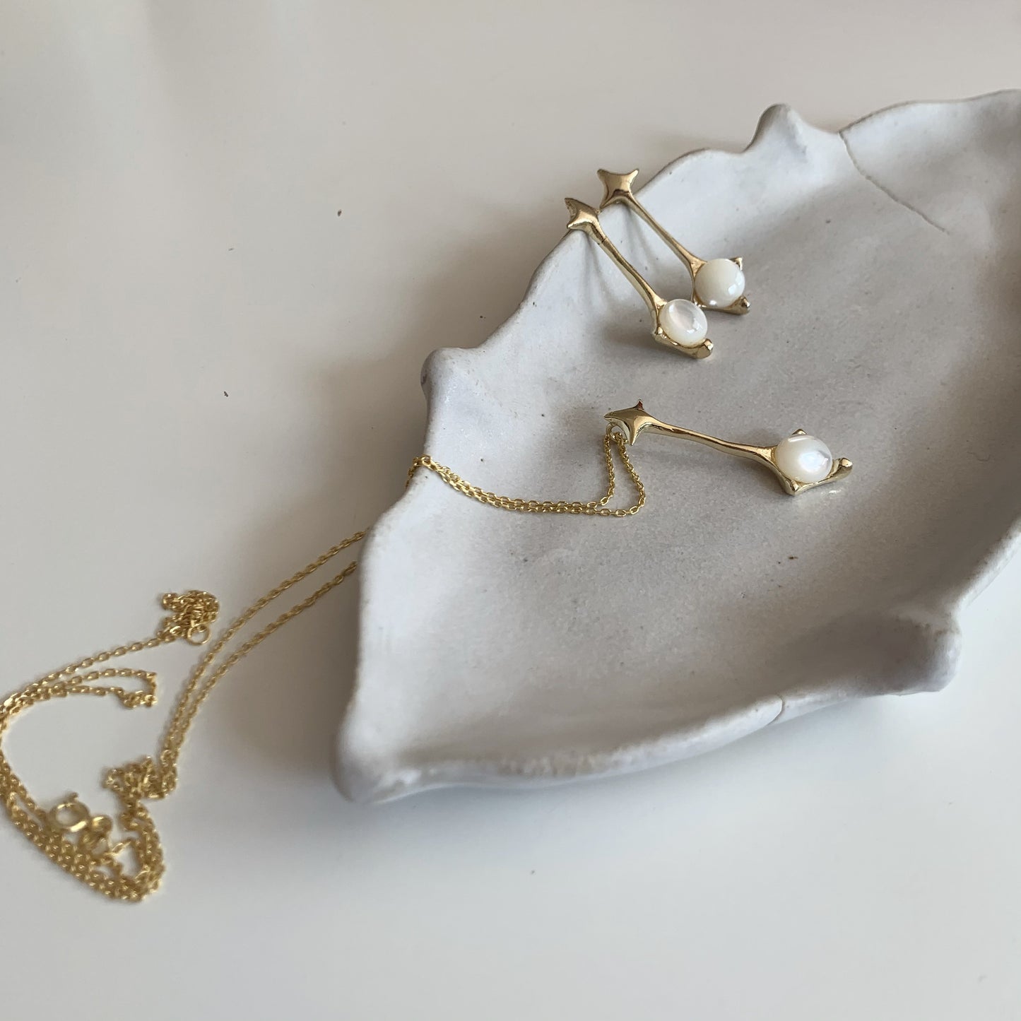 thymus pearl earring 602Lab