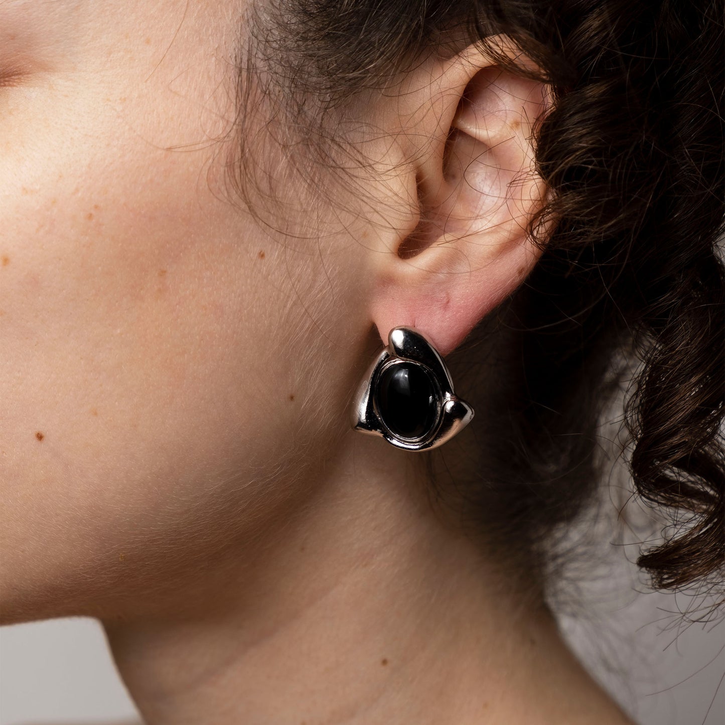 unity earrings